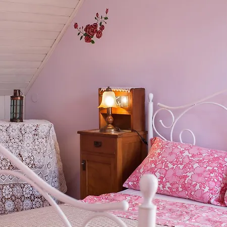 Ladonja Ferienhaus Manjadvorci