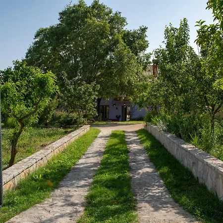 Ladonja Holiday home
